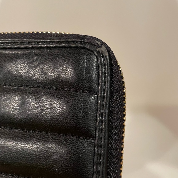 Love Moschino Quilted  large Continental Zip Around Wallet - NWT in Black - Picture 6 of 8